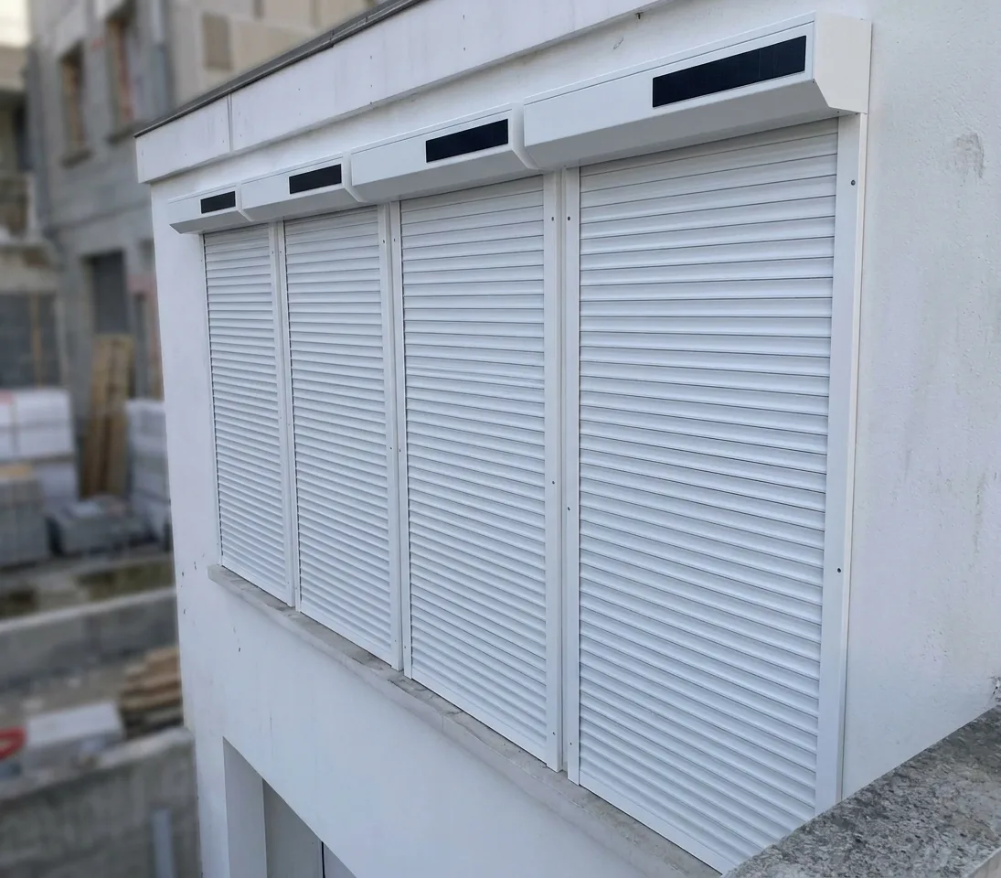 Volet roulant solaire à Marseille 14